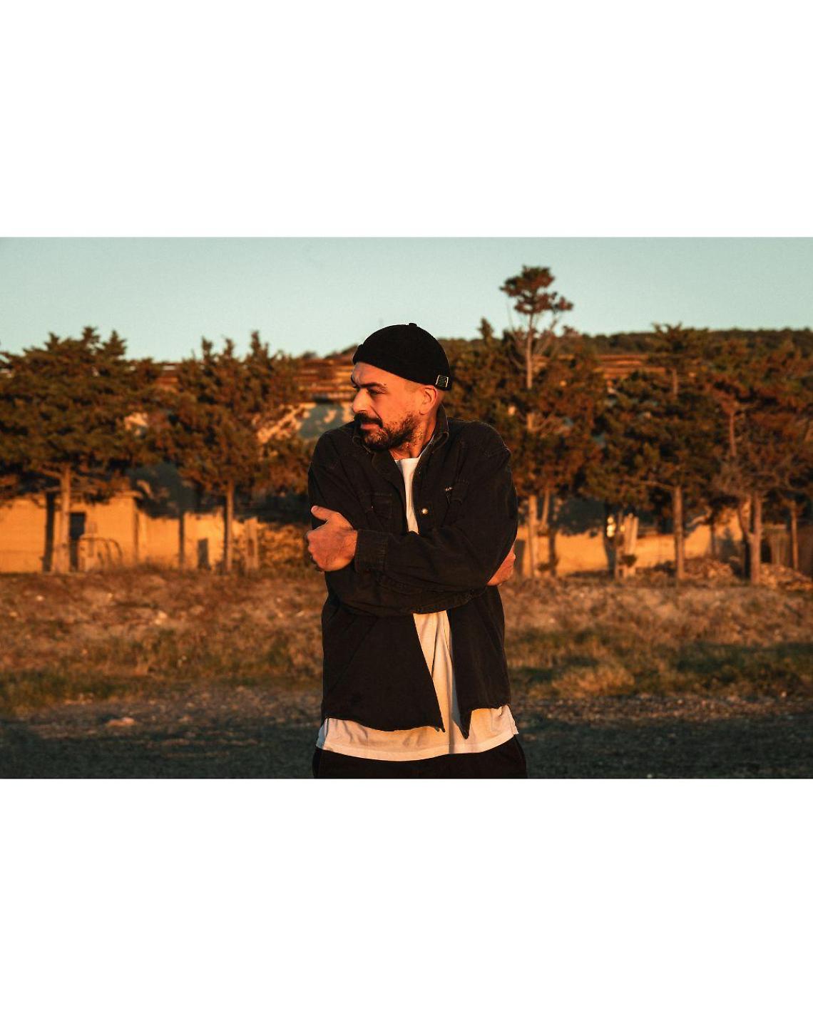 Omar Pedrini in Concerto a Calvene: Dai Timoria ad Oggi, un Viaggio nella Musica Rock Italiana