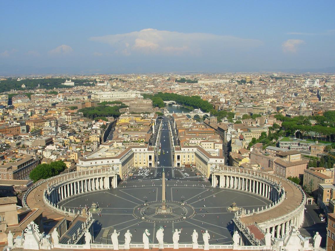 Noale c'è per il Giubileo a Roma: i volontari decoreranno Piazza San Pietro con i fiori