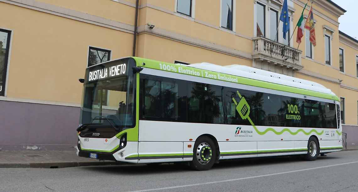 Abano rinnova le fermate degli autobus: nuovi nomi e segnaletica più chiara