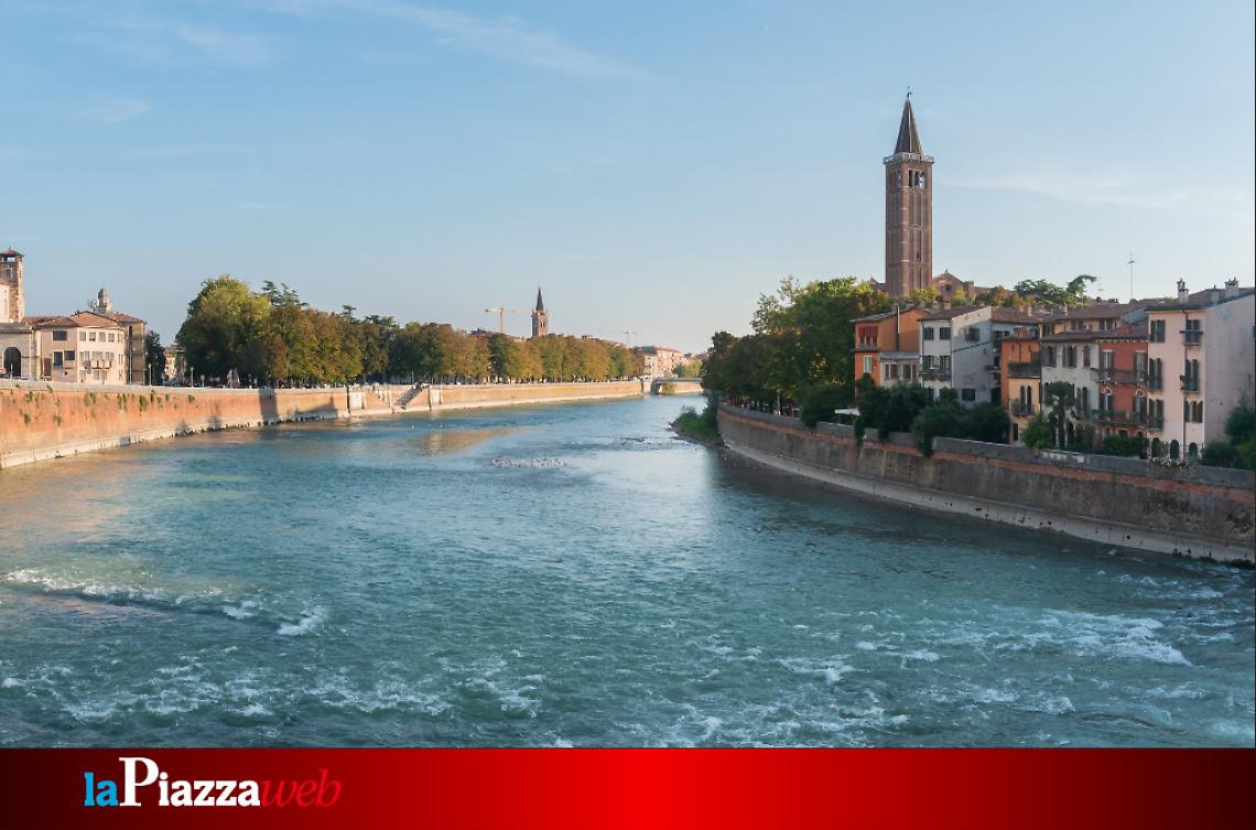 Il tratto dell'Adige adiacente alla città di Verona