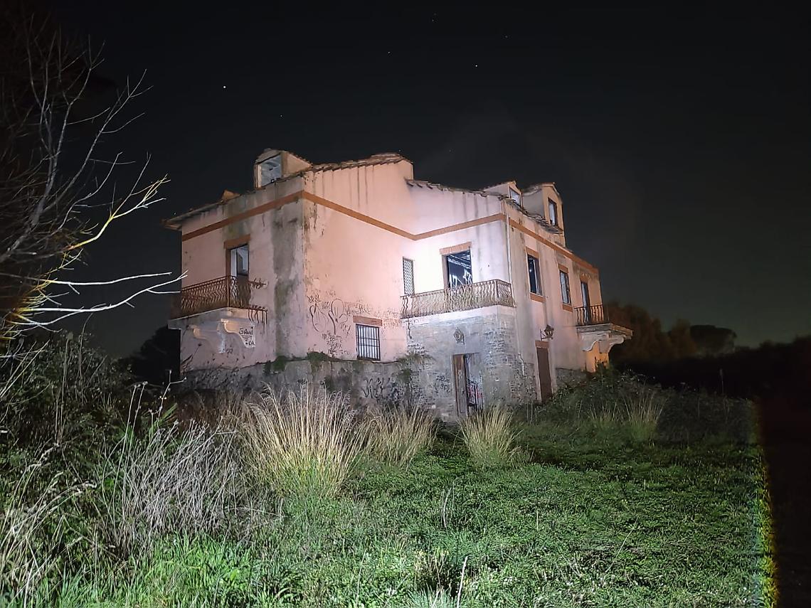 Verona, scoperta shock a Monte Ricco: due anziani trovati morti in una villetta abbandonata 