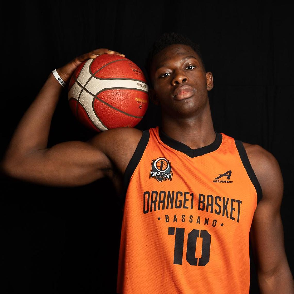 Da Prato all'Orange1 Basket Bassano: il viaggio di Charles Atamah