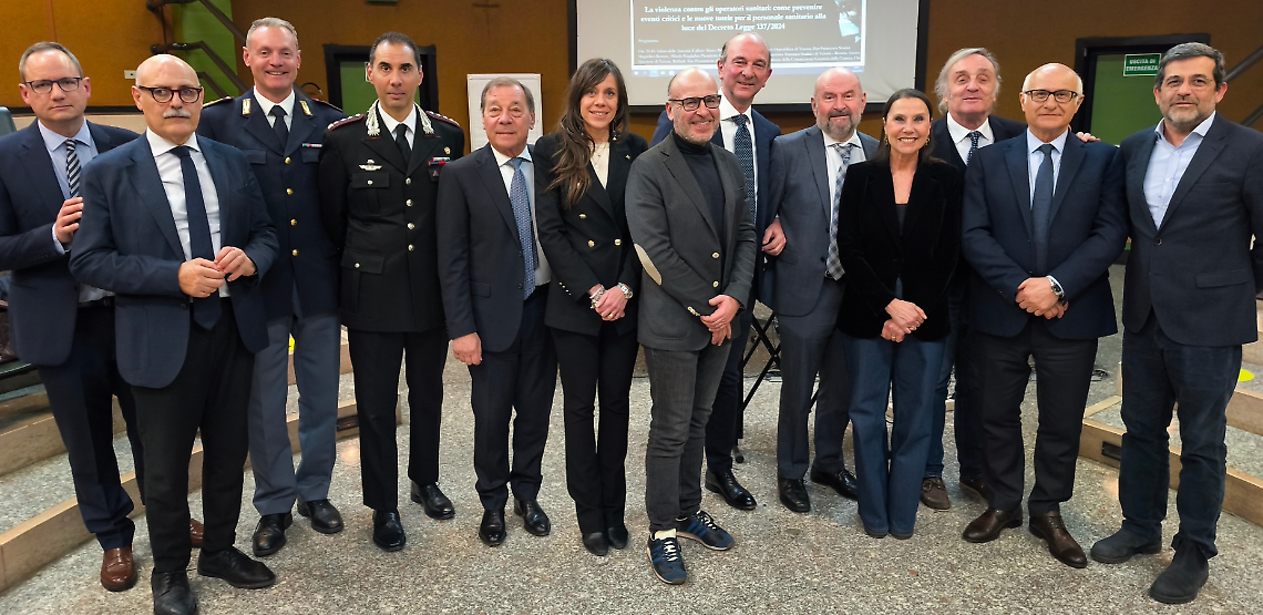 Verona si unisce contro la violenza sui sanitari: l'impegno per la tutela di medici e infermieri