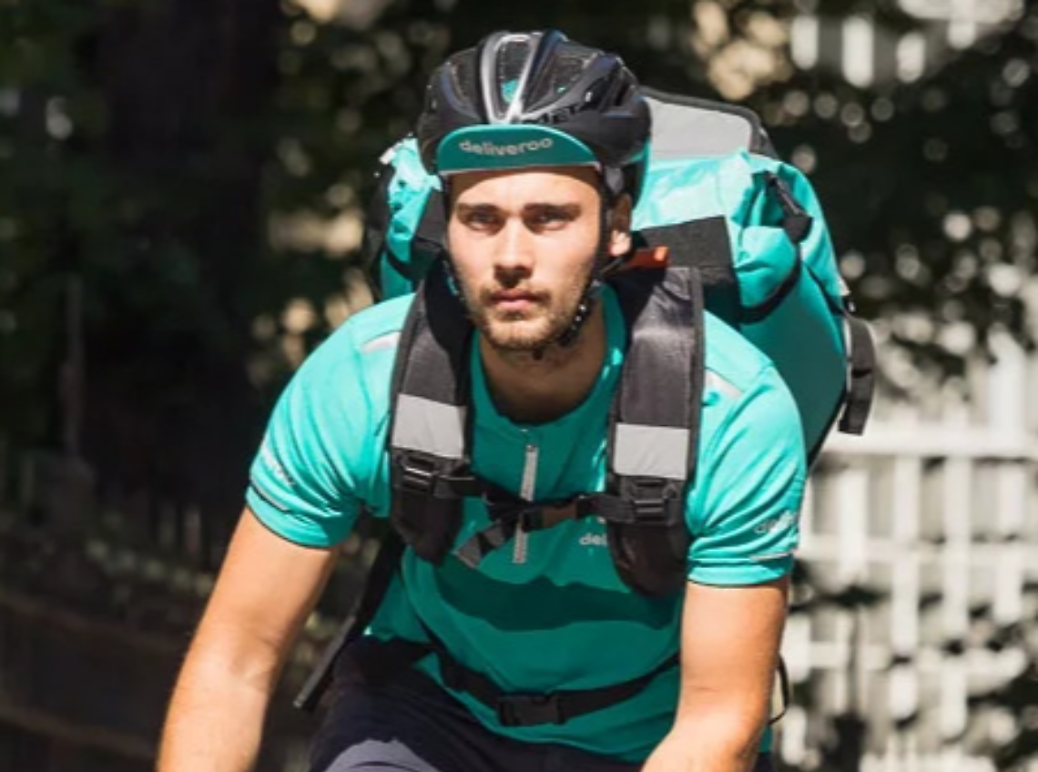 Padova, rider aggredito durante una consegna: arrestati tre minorenni