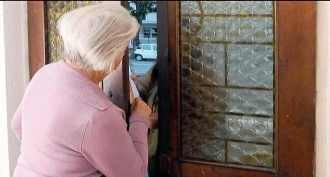 Treviso, si fingono tecnici e derubano una signora di oltre 10mila euro 