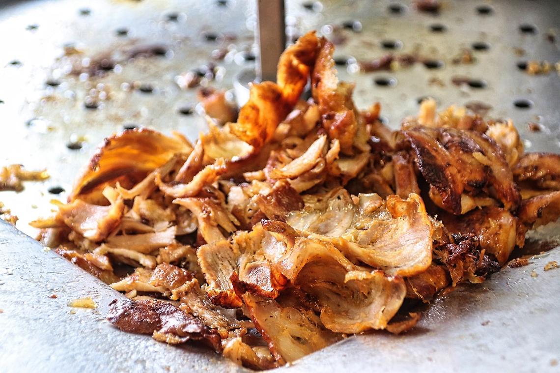 Incrostazioni sui macchinari e cibo andato a male: chiusa kebabberia nel Basso Polesine