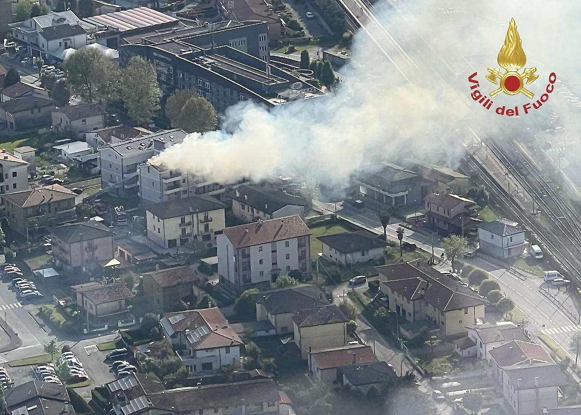 Foto dell'incendio