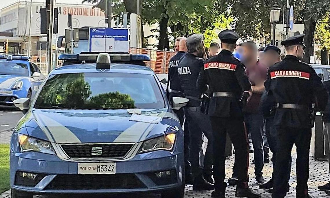 Schianto nella notte ad Albignasego: tre auto coinvolte
