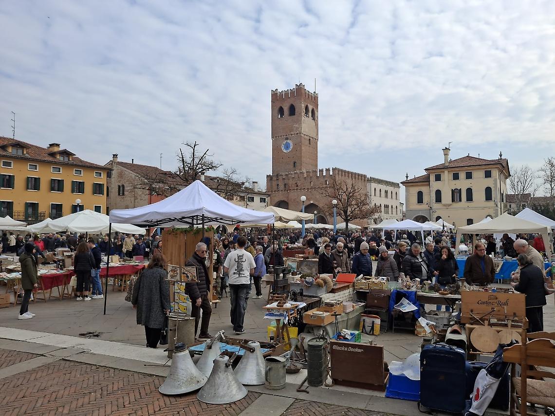 MercatiNoale: Una celebrazione del passato che anima il cuore di Noale