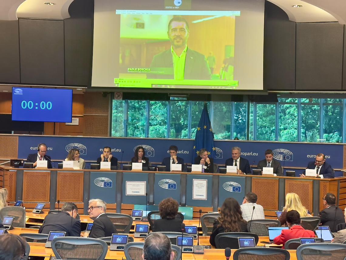 L'annuncio a Bruxelles