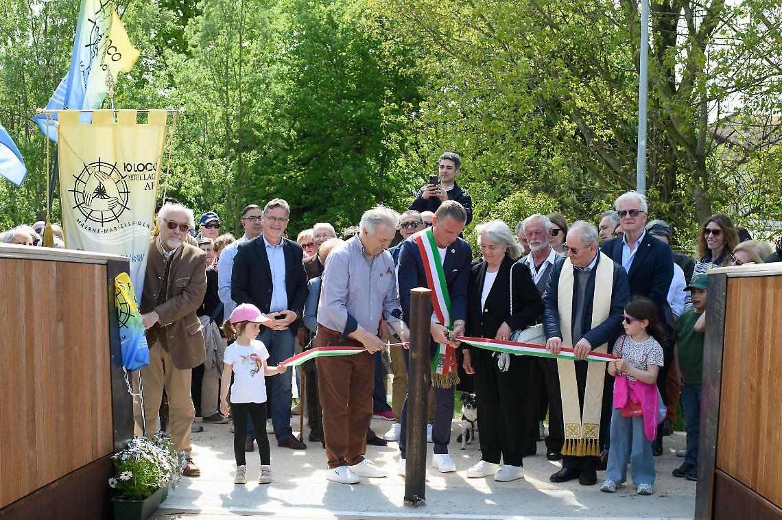 Martellago, inaugurata la nuova passerella ciclopedonale dedicata a Domenico Rampazzo