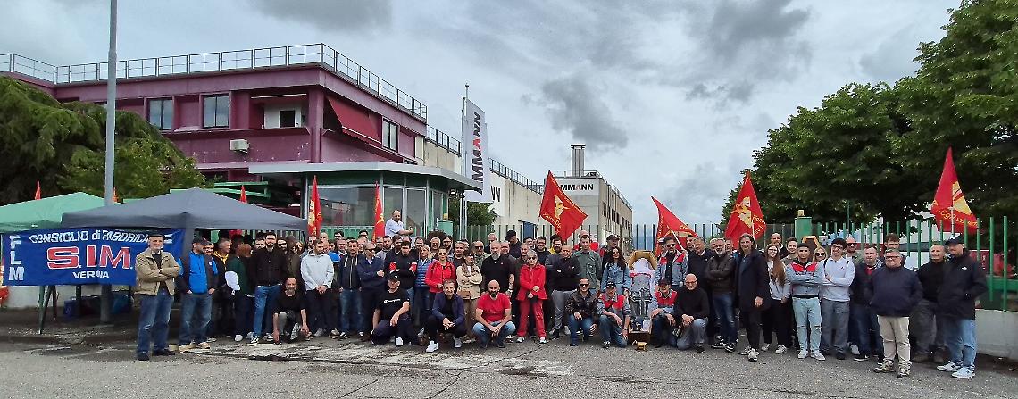 Sciopero Fiom Cgil davanti alla sede di Ammann Italy