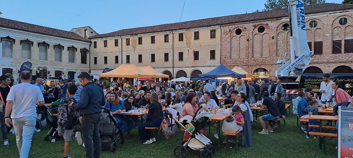 Notte Lilla 2025 a Salzano: un viaggio intorno al mondo