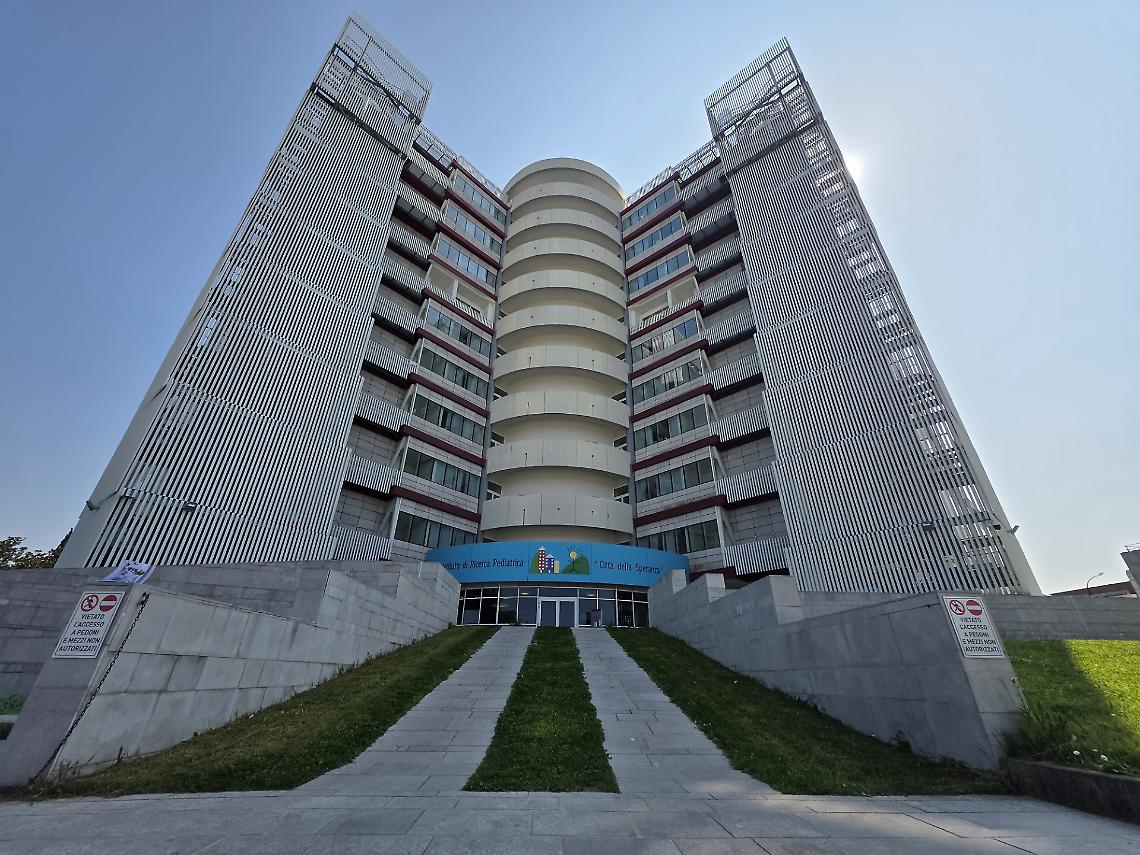 La torre della ricerca della Città della Speranza