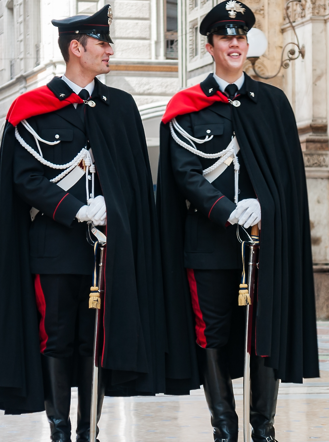 auto dei carabinieri scritta 112