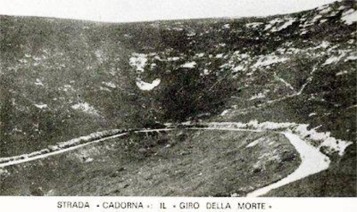 Il tornante 13 in una foto storica della Grande Guerra