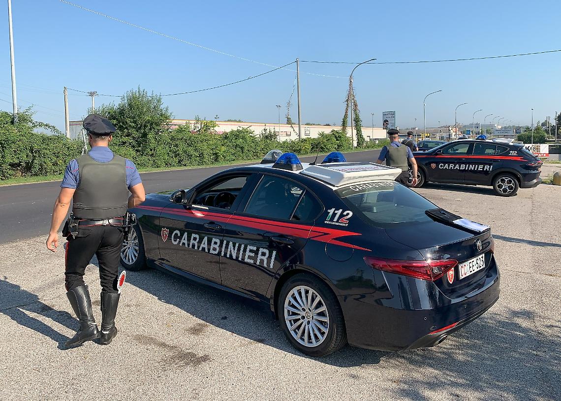 Controlli straordinari nel Medio Polesine: denunce e patente ritirata durante l’operazione dei Carabinieri
