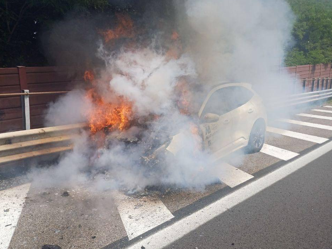 Foto dell'incendio