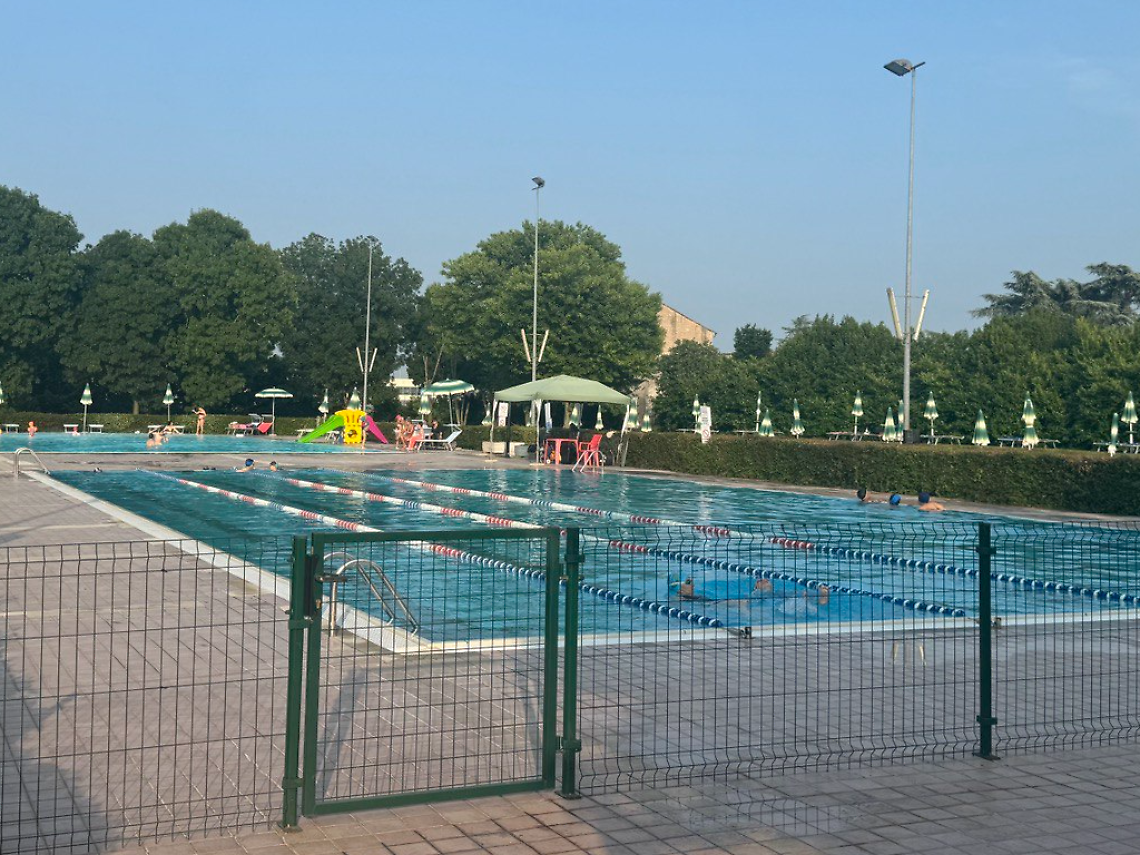 Adria: Piscina Comunale