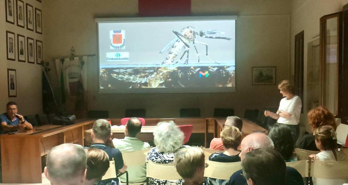 Foto dell'incontro pubblico dell'11 giugno a Limena