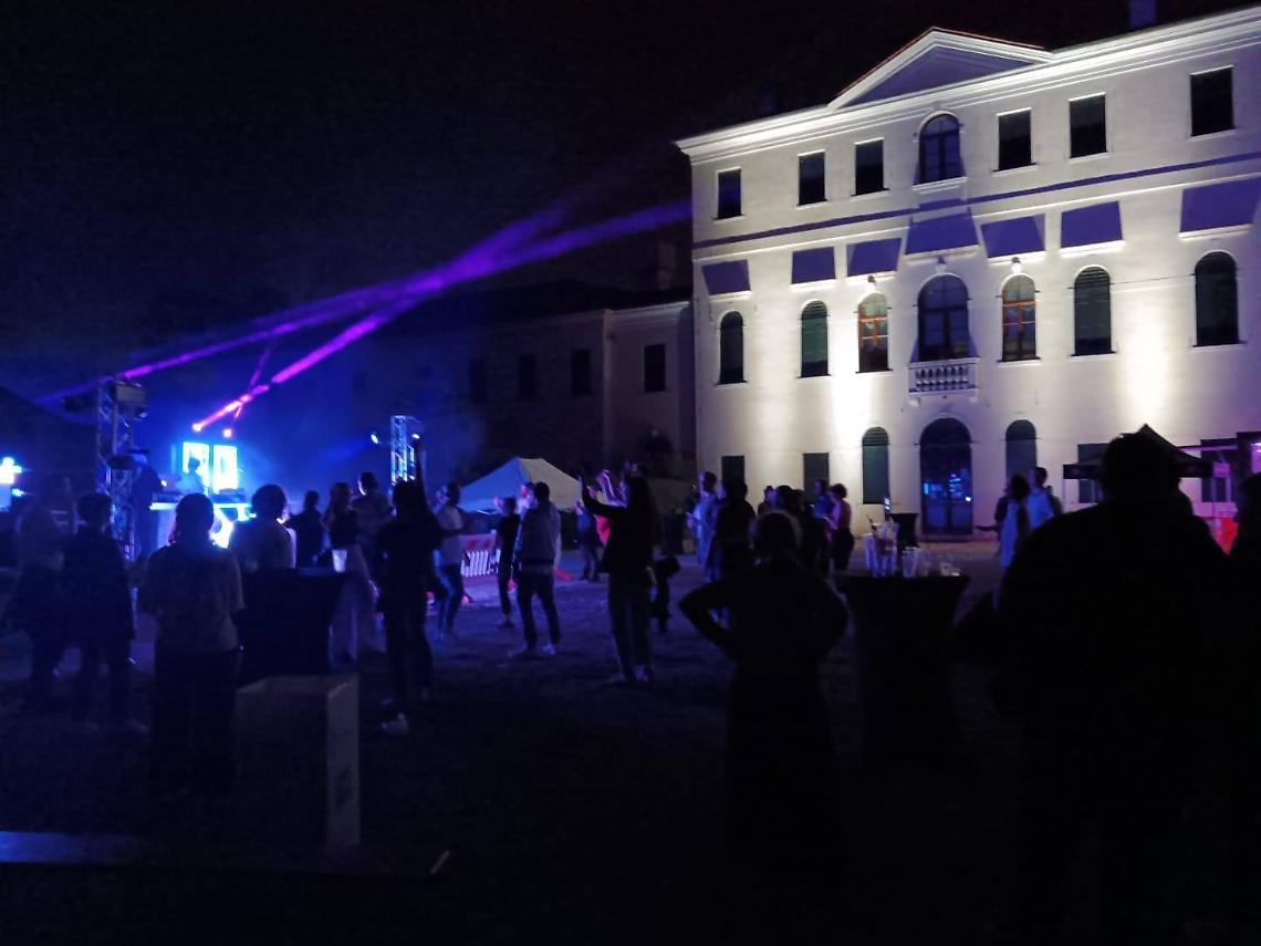 Foto dell'aperitivo in Villa di maggio