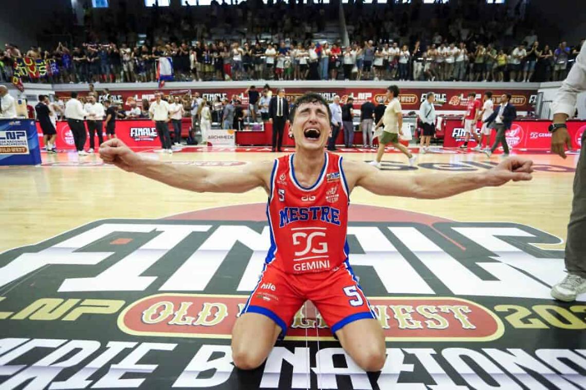 Andrea Mazzucchelli, capitano e volto simbolo della Gemini Mestre per tre stagioni
