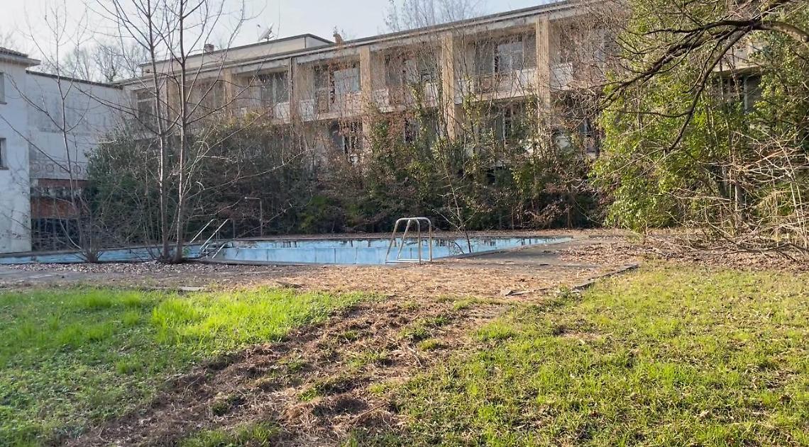 Nasce il gruppo per difendere il parco dell'Hotel Orologio
