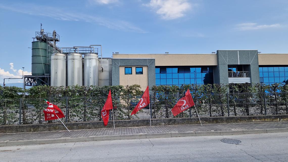 Morte sul lavoro a Tezze sul Brenta: la FLAI CGIL insorge dopo la tragedia di Abdelmajid El Khabch