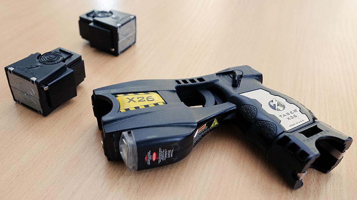 Fiesso d'Artico: caos in officina, donna fermata con il taser dai Carabinieri