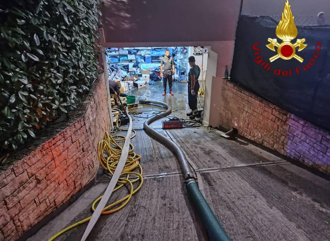 Foto di un garage allagato a Vittorio Veneto