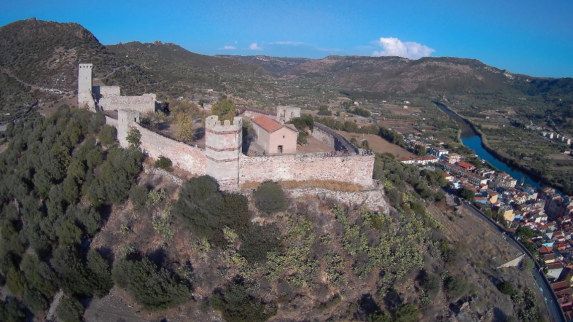Mura antiche e calici di Prosecco: al Castrum di Serravalle si svela il passato