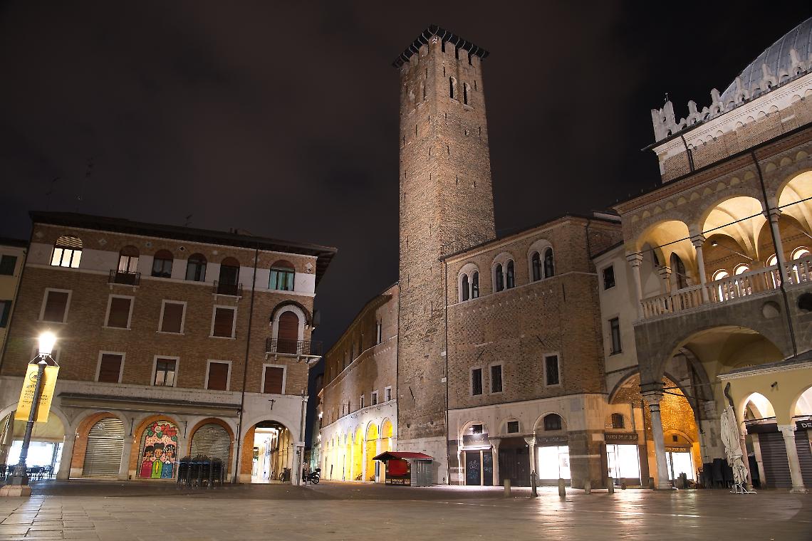 Padova sotto le stelle: un tour serale tra arte, piazze e storie senza tempo