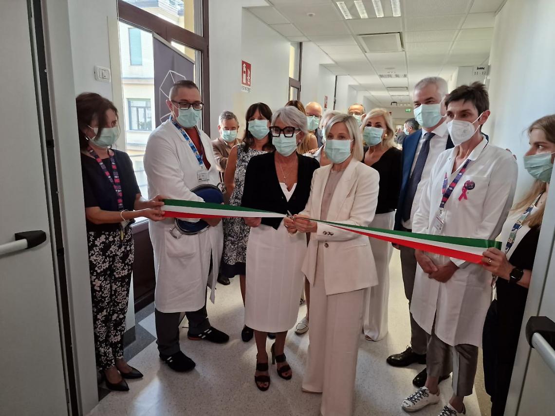 L'assessore Lanzarin al taglio del nastro