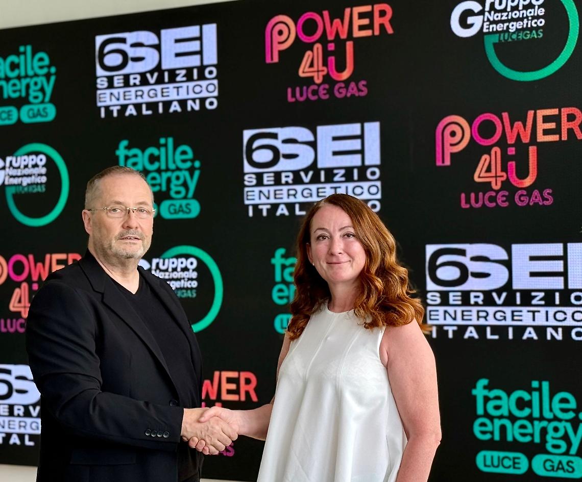Calcio Padova, la stagione riparte con Equity: rinnovata la main partnership per il 2025/2026