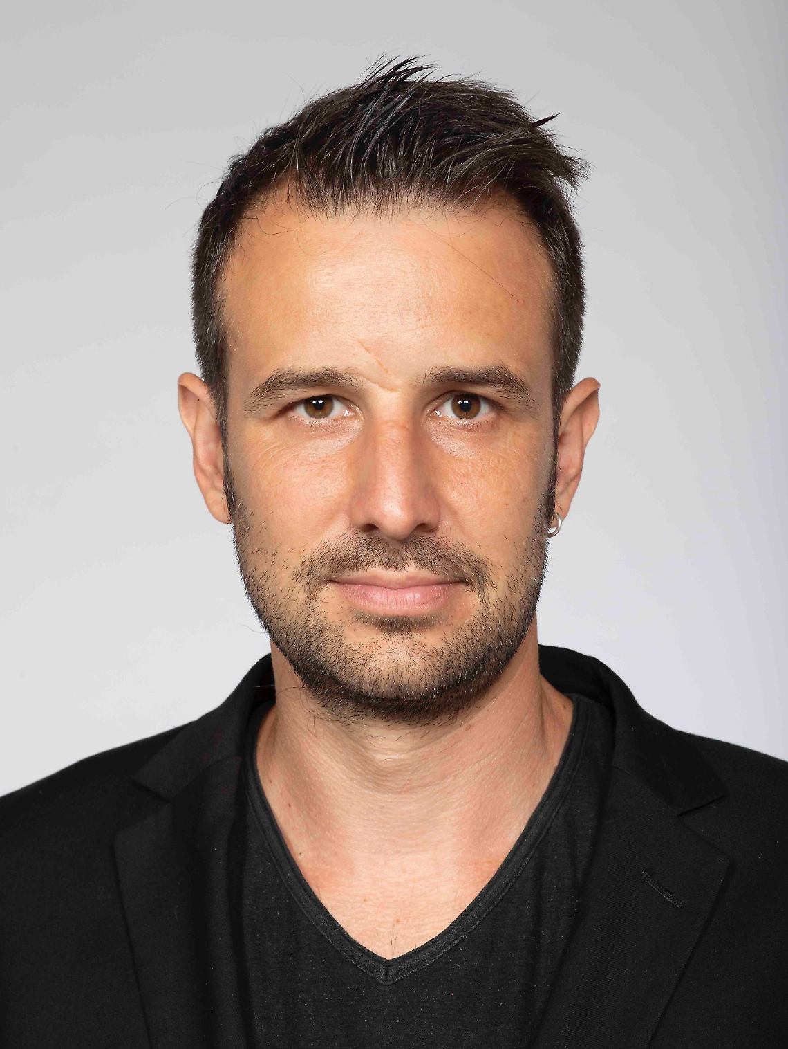 Welfare di quartiere nel mirino di AVS: &ldquo;Altro che innovazione, &egrave; assistenza privata mascherata&rdquo;