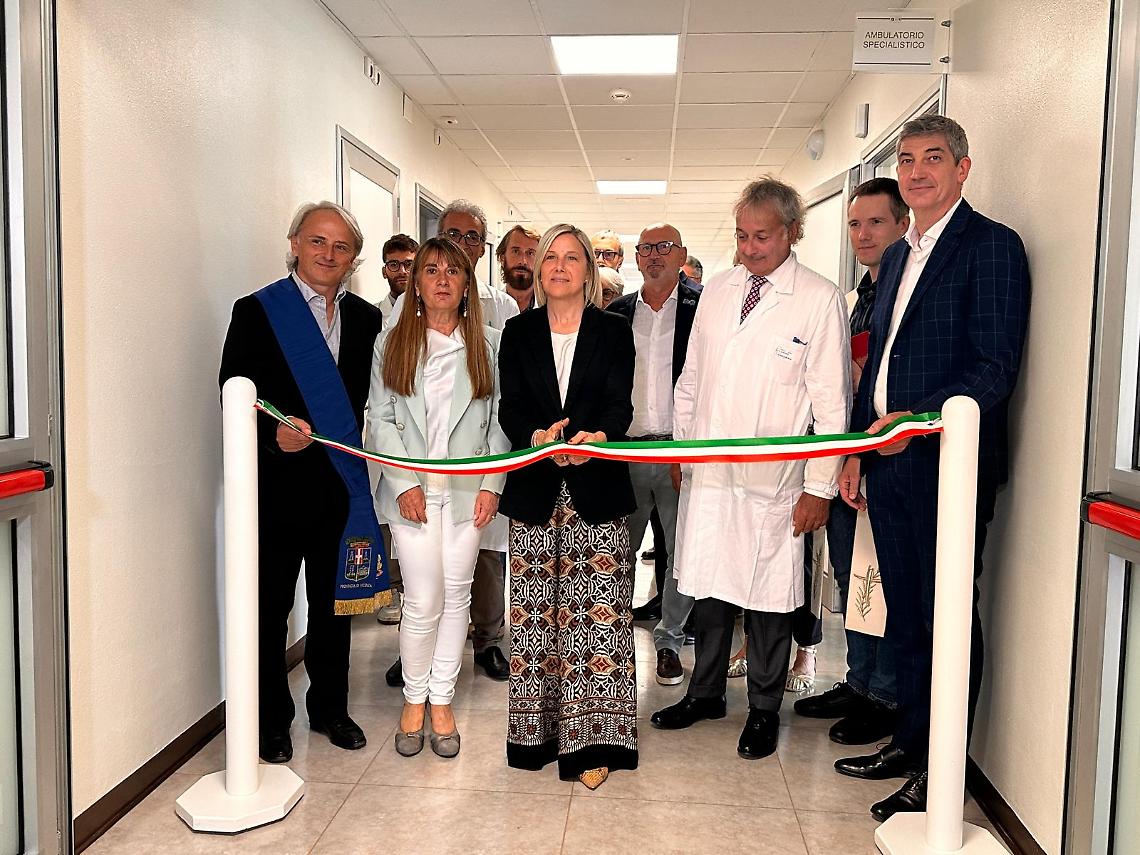 L'assessore Lanzarin al taglio del nastro
