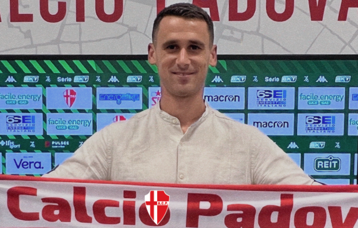 Foto dell'annuncio ufficiale
