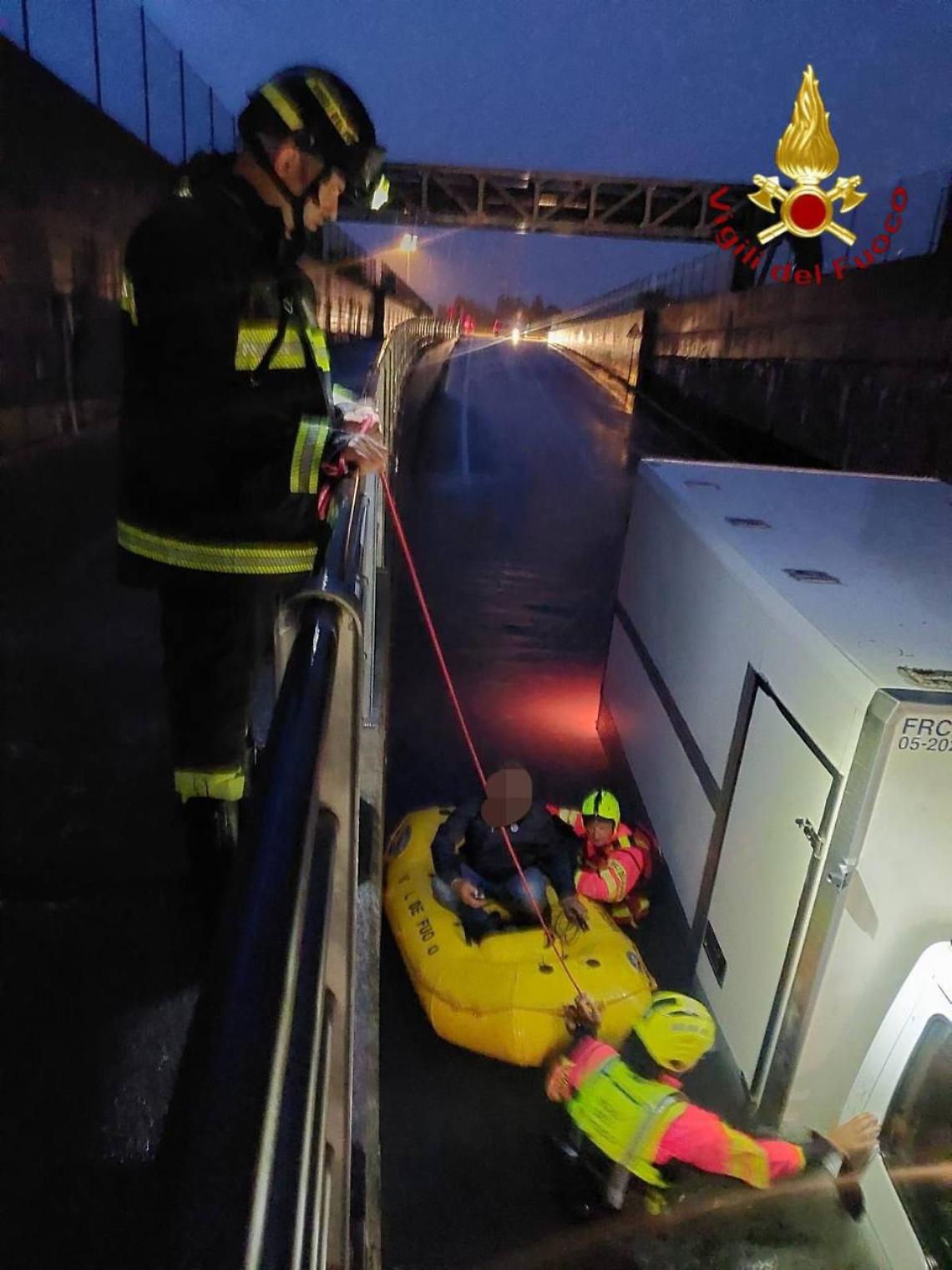 Maltempo flagella il Padovano: alberi abbattuti, strade allagate e decine di interventi