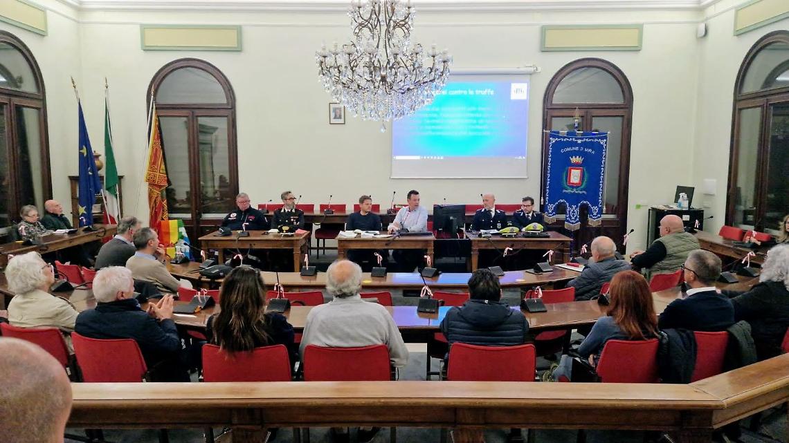 Terrore per furti e truffe e furti a Mira, è boom dei gruppi di controllo vicinato