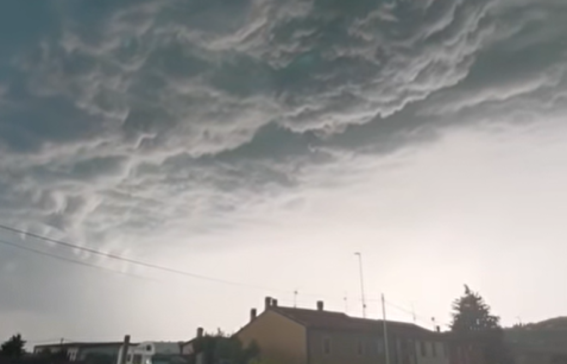 Foto della tromba d'aria dell'8 luglio