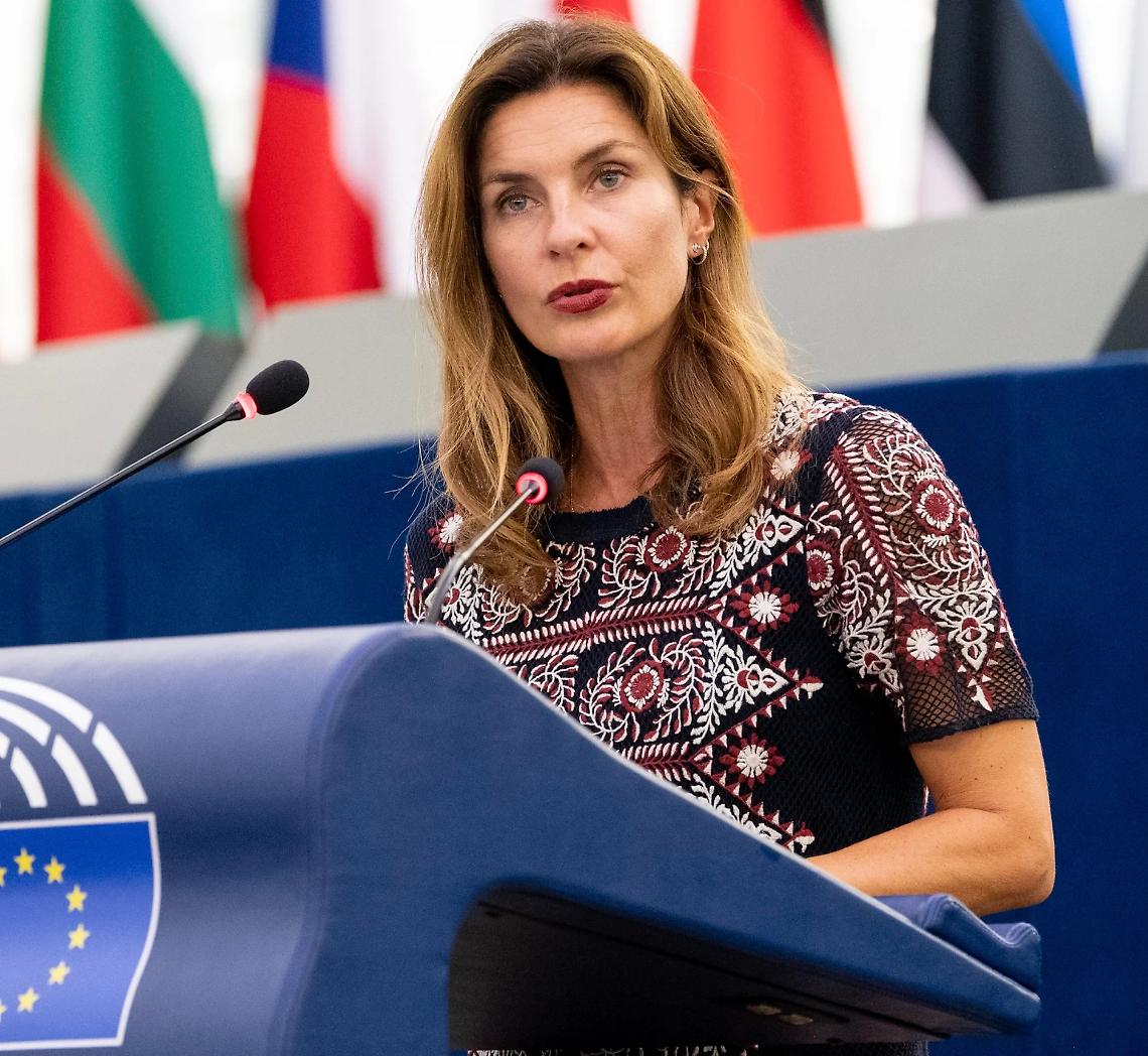 Scandalo Phica.net: la denuncia di Alessandra Moretti