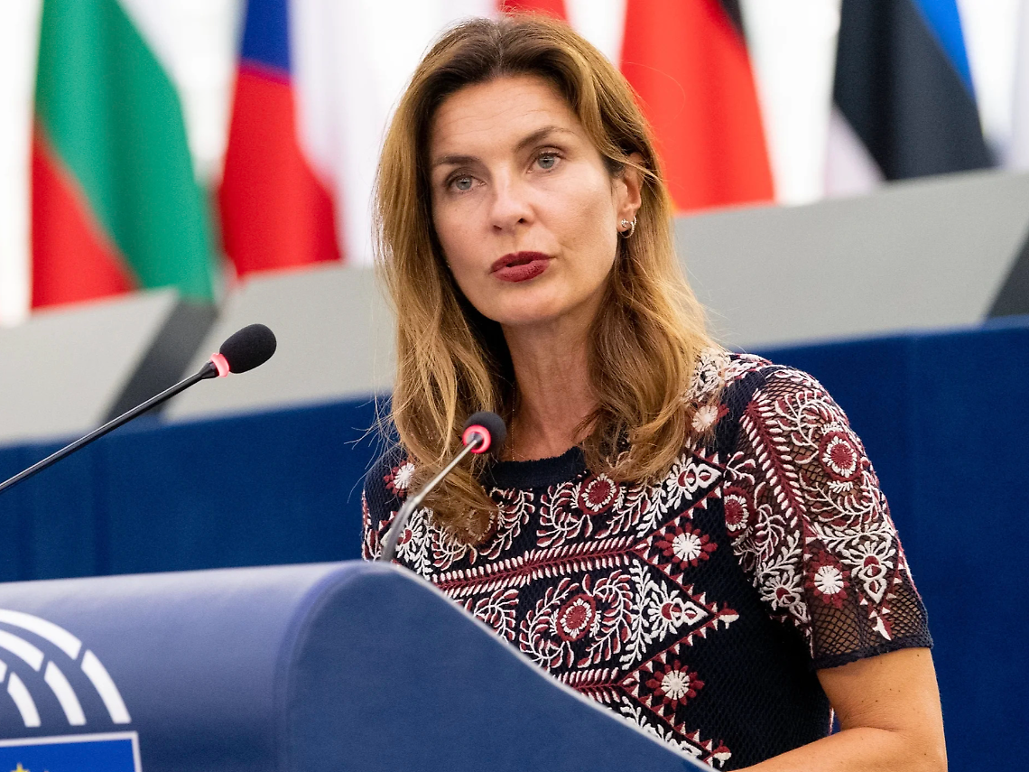 Scandalo Phica.net: la denuncia di Alessandra Moretti