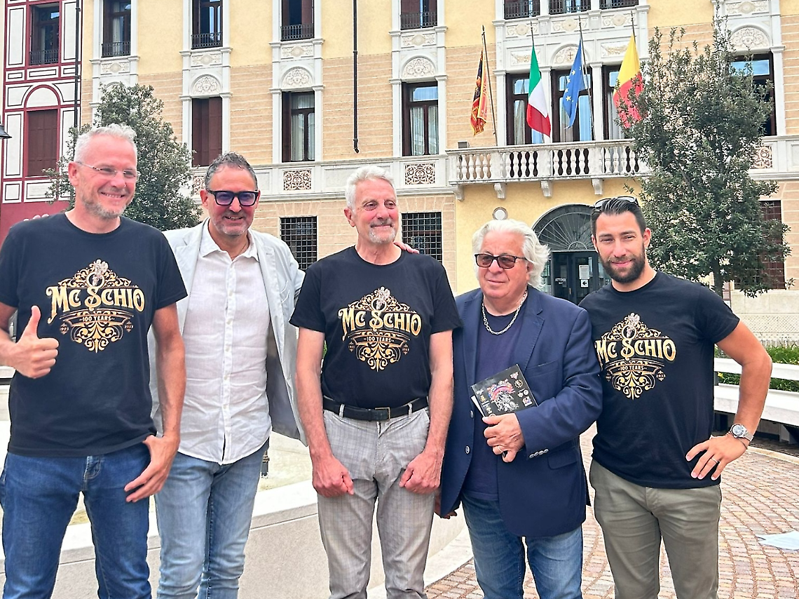 I musicisti ospiti presso il municipio di Schio