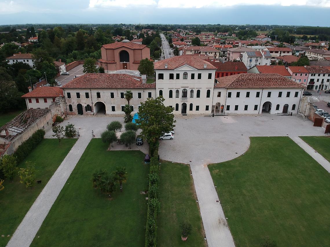 uno scorcio di Villa Baglioni a Massanzago