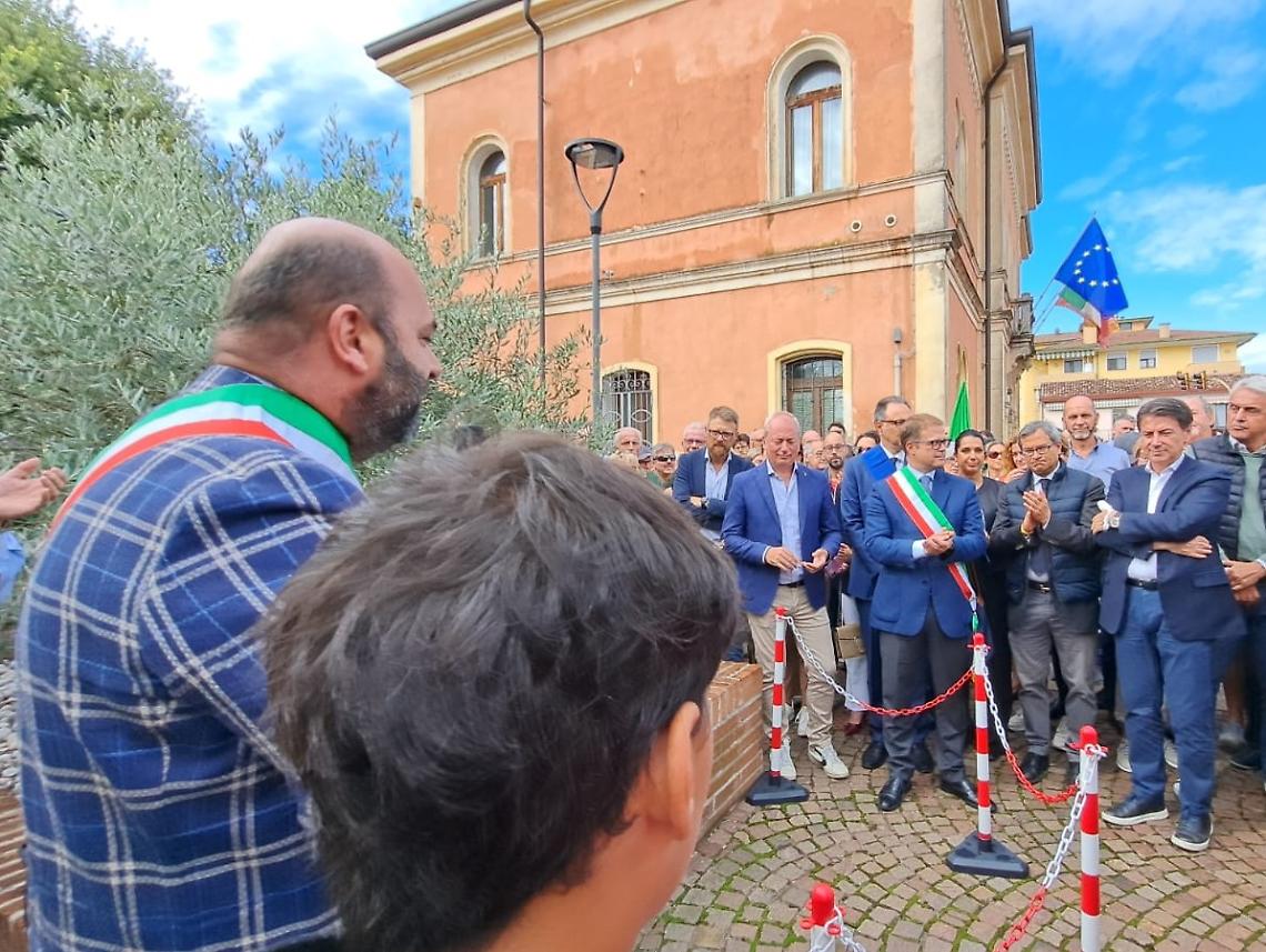 Posate quattro pietre di inciampo in memoria di Giorgio Perlasca