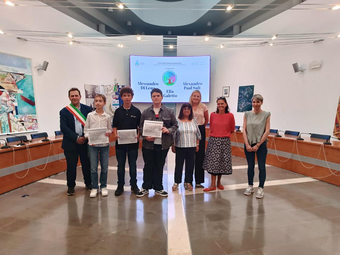 I tre studenti veneziani premiati al contest scientifico