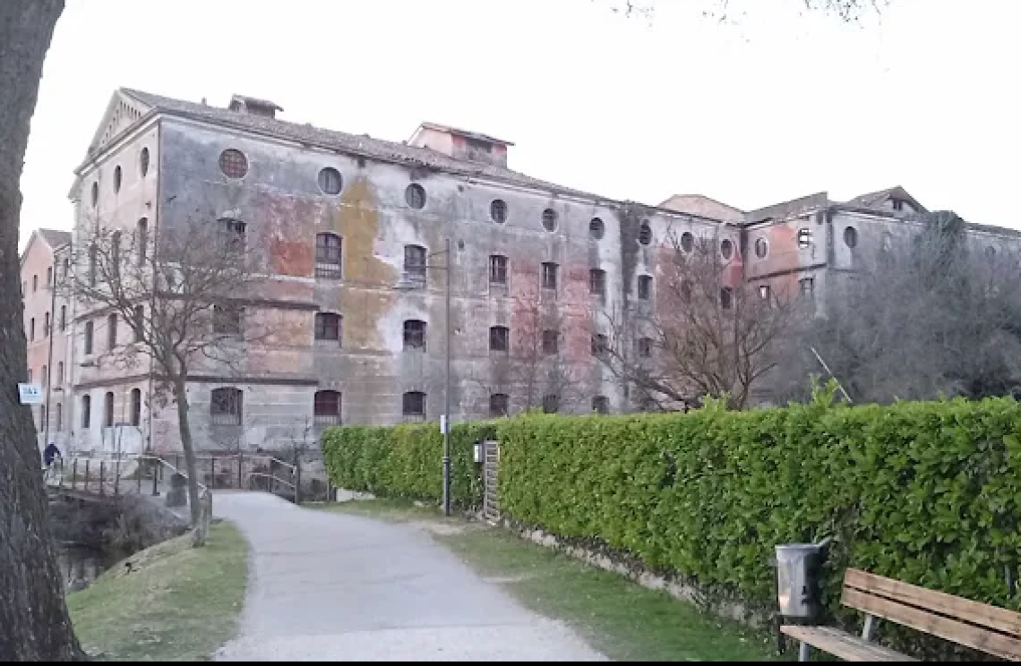 Ex Mulini Mandelli, la battaglia del verde: “Non è solo cemento, è una scelta politica”