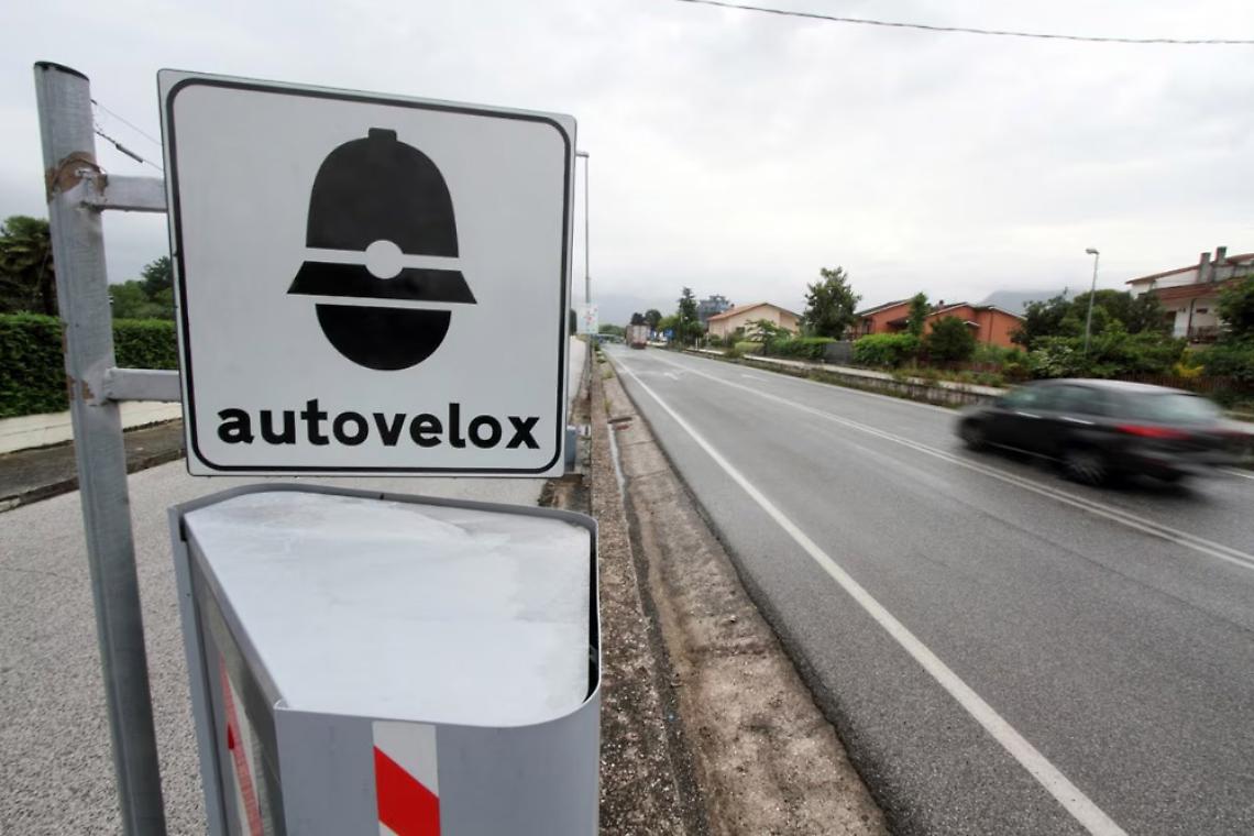 Gli autovelox si spengono