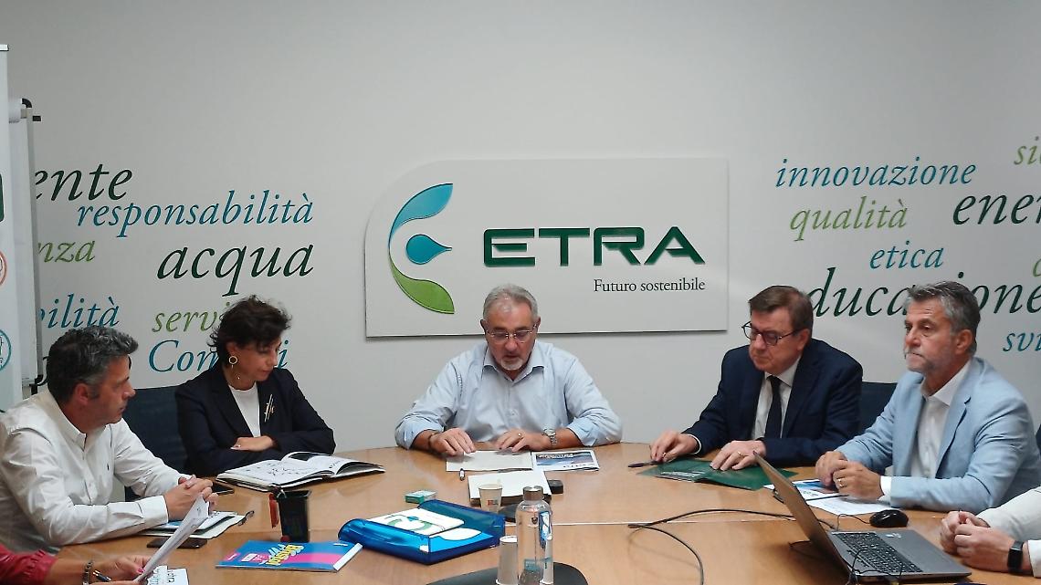 Il consiglio direttivo di ETRA