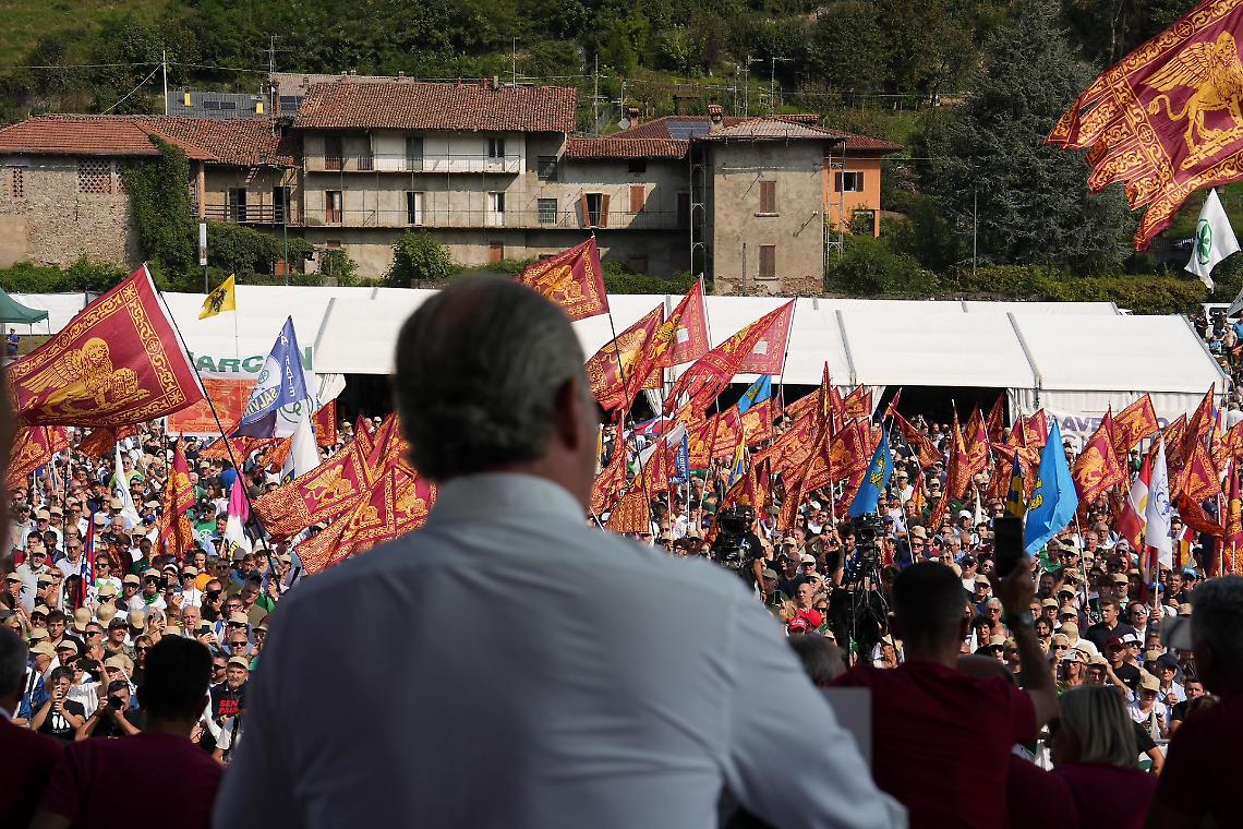 Lega, forte partecipazione polesana al raduno di Pontida